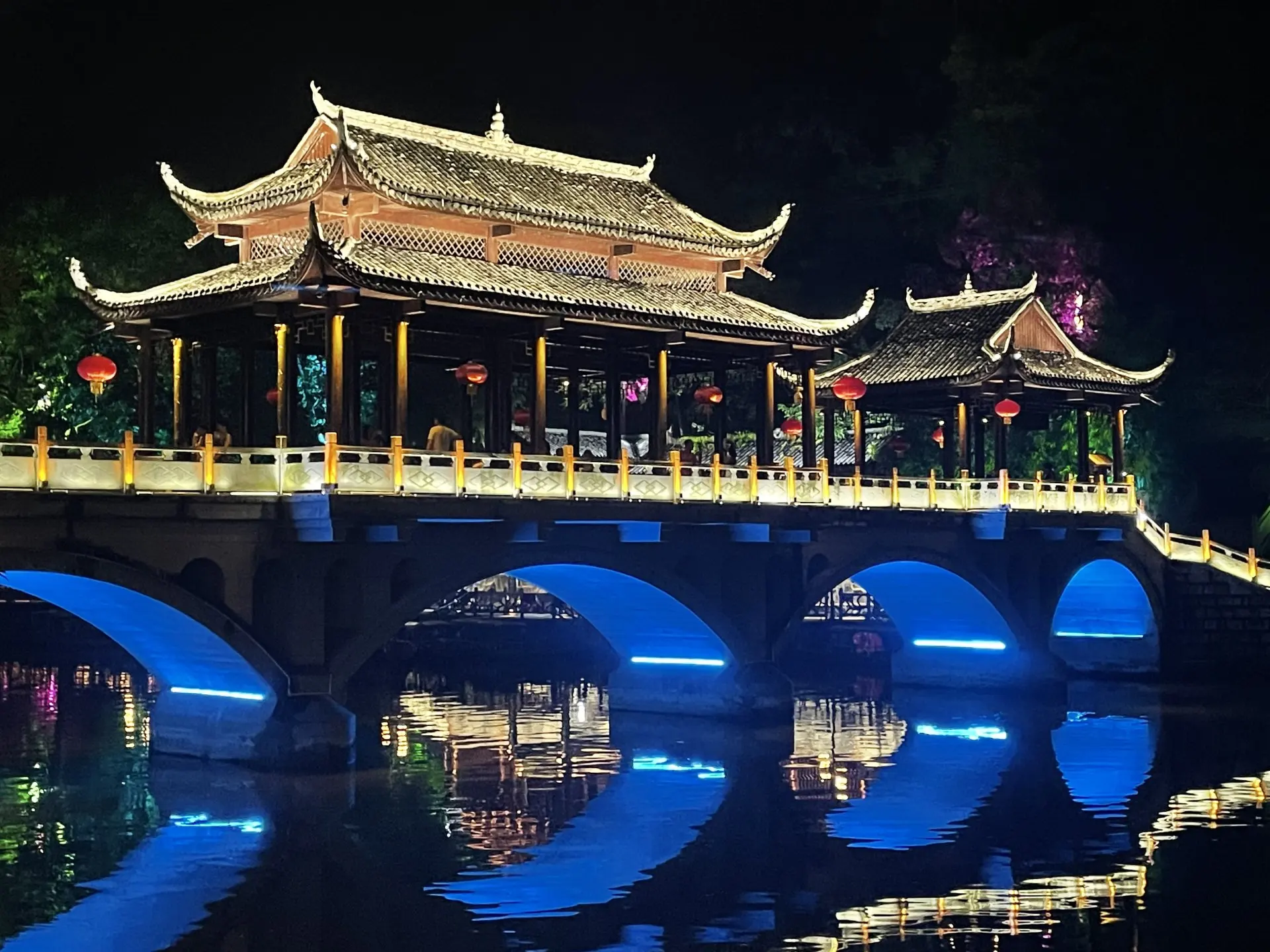 凤凰古城 13