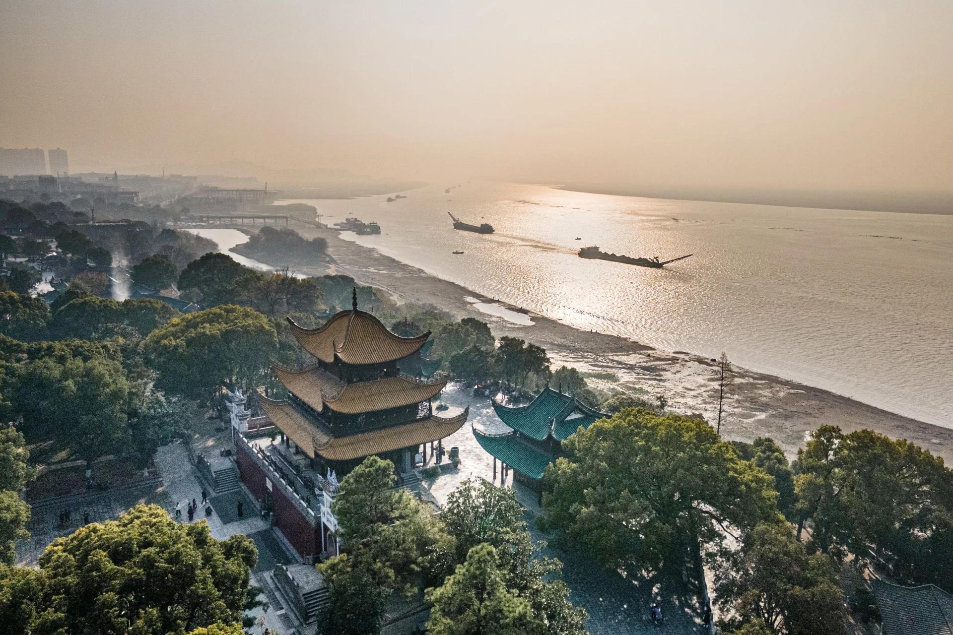 岳阳 10
